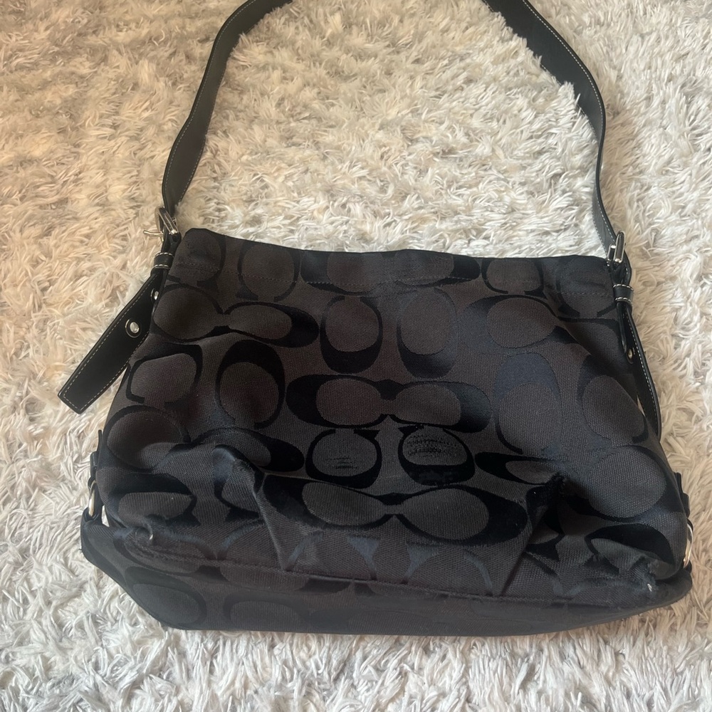 COACH SIGNATURE DUFFLE CROSSBODY